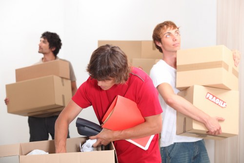 Residential and commercial moving truck service in Belgravia