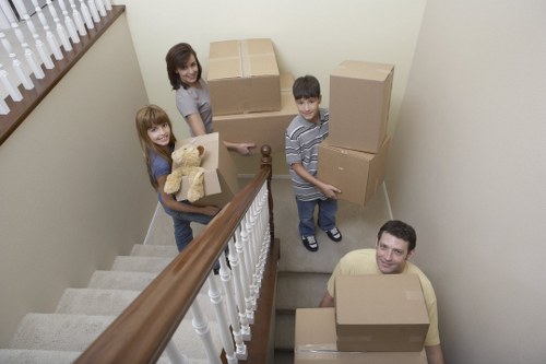 Careful loading support for a Belgravia home move